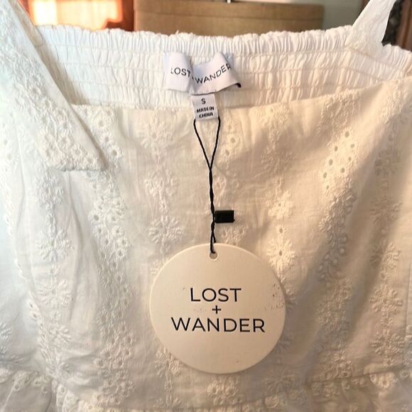 NWT Lost + Wander White Eyelet Top Small - Picture 7 of 8
